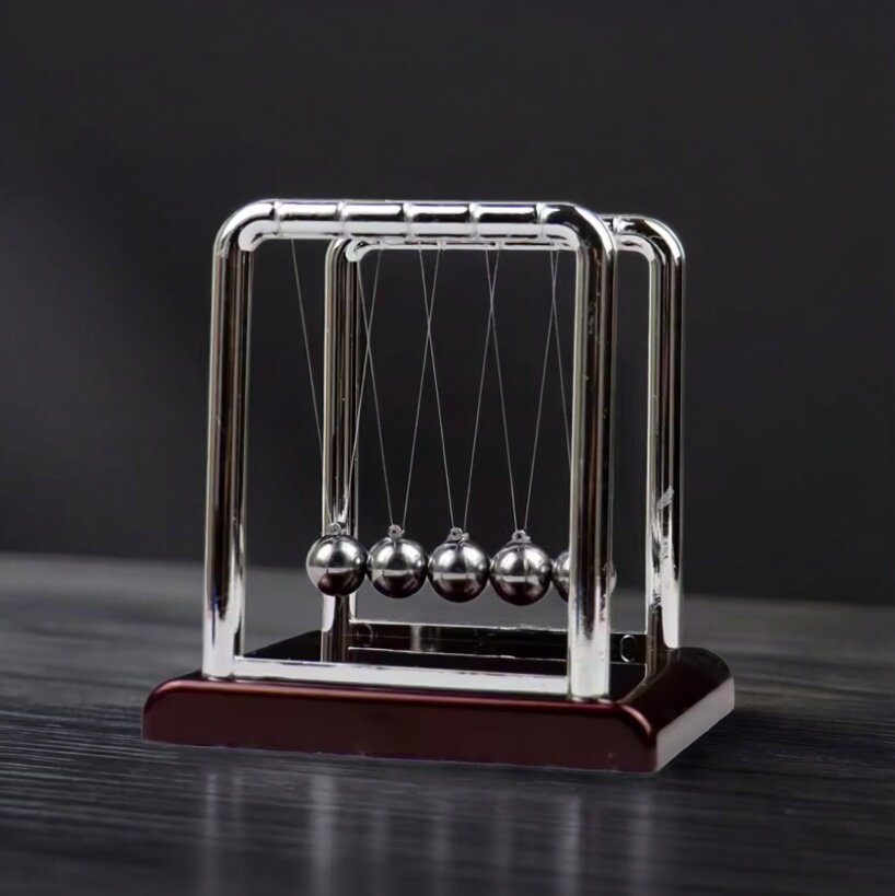 Newton Cradle Balance Pendulum - Office Technologies ulasan dan harga
